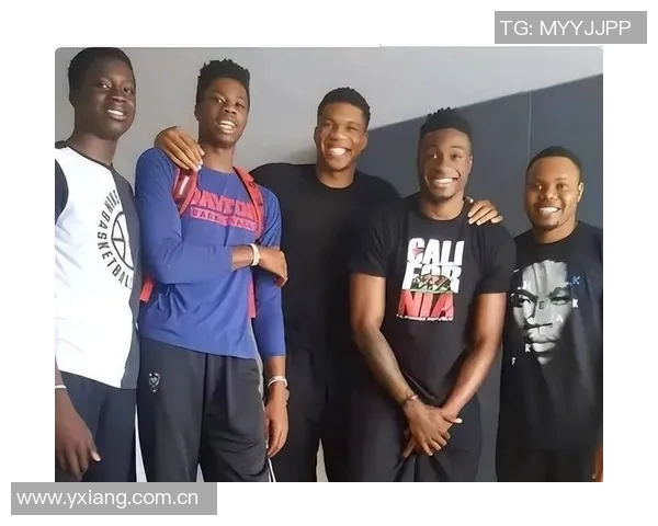 字母弟弟亚历克斯告别希腊球队返回美国争取发展联盟新机会